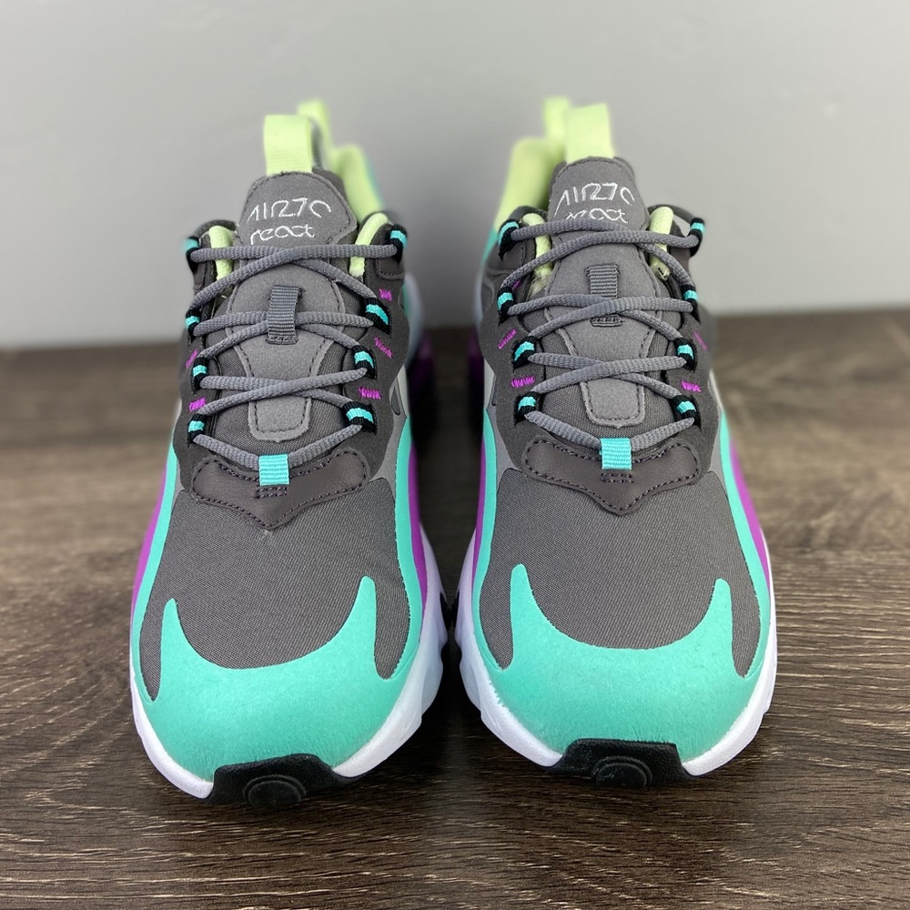 NEW Nike Air Max 270 React - Picture 4 of 6